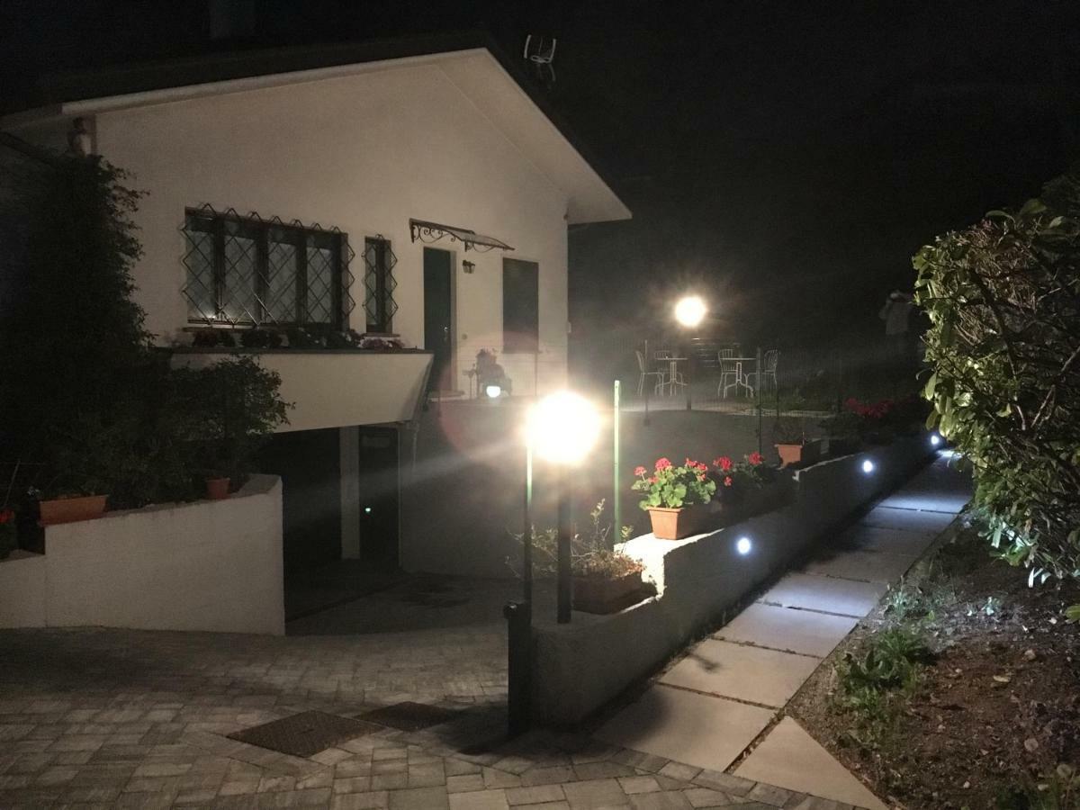 Elleboro B&B Carugo Exterior foto